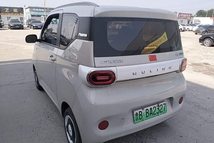 Used Wuling Hongguang MINIEV 2024 3rd Generation 170 km Rear Left 45 Deg