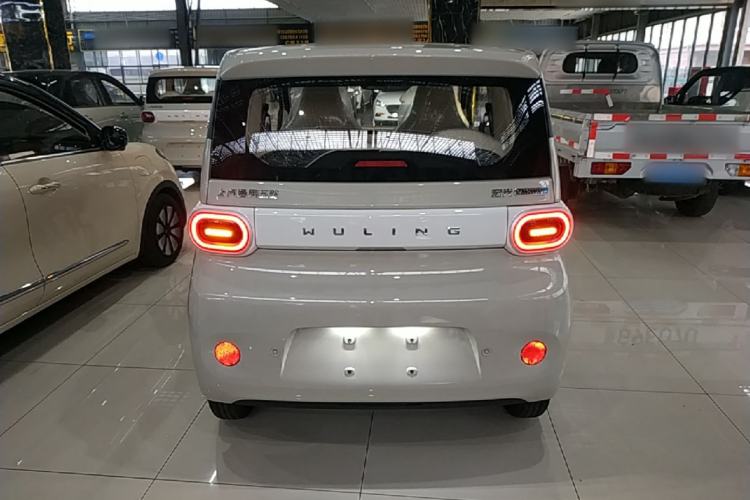 Used Wuling Hongguang MINIEV 2024 3rd Generation 215km Youth Edition Rear