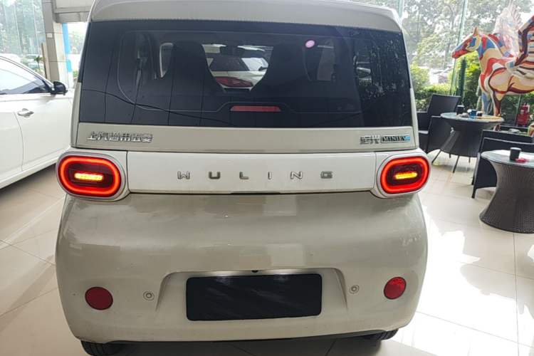 Used Wuling Hongguang MINIEV 2024 3rd Generation 215km Youth Edition Rear