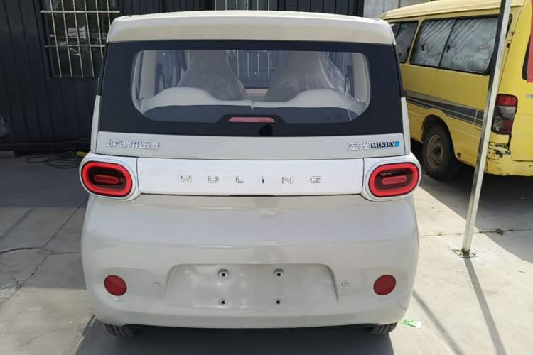Used Wuling Hongguang MINIEV 2024 3rd Generation 215km Youth Edition Rear