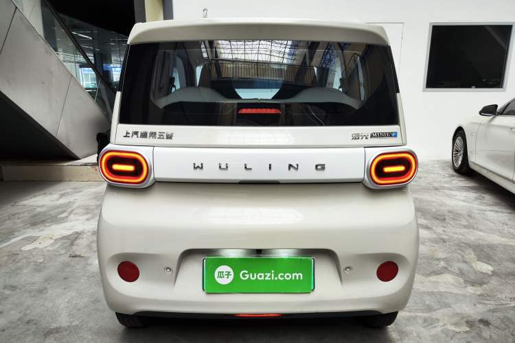 Used Wuling Hongguang MINIEV 2024 3rd Generation 215km Youth Edition Rear