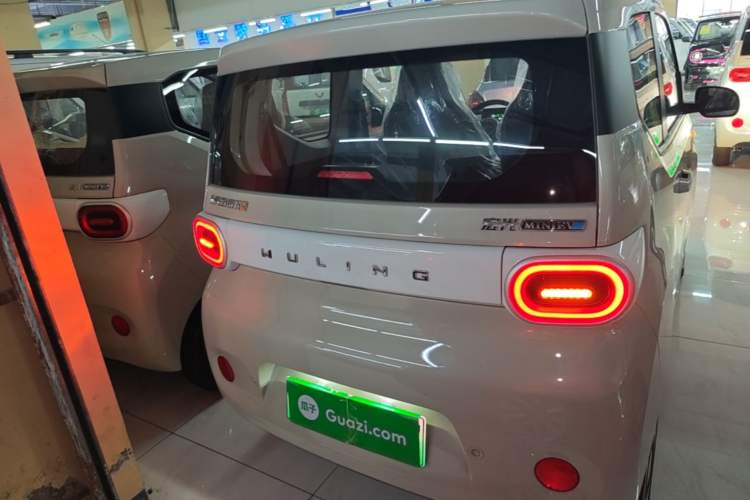 Used Wuling Hongguang MINIEV 2024 3rd Generation 215km Youth Edition Rear
