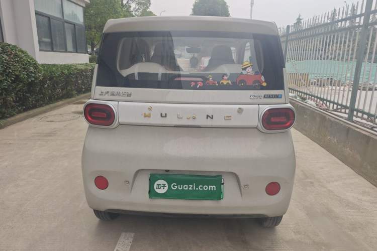 Used Wuling Hongguang MINIEV 2024 3rd Generation 215km Youth Edition Rear
