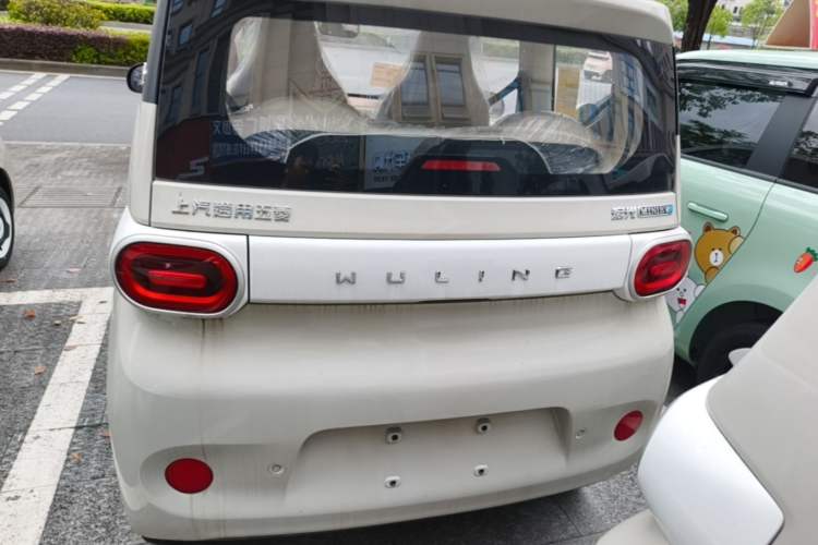 Used Wuling Hongguang MINIEV 2024 3rd Generation 215km Youth Edition Rear