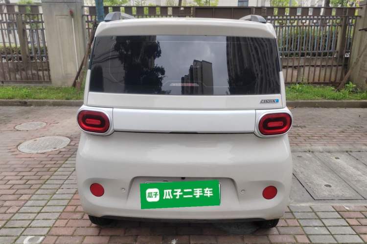 Used Wuling Hongguang MINIEV 2024 3rd Generation 215km Youth Edition Rear