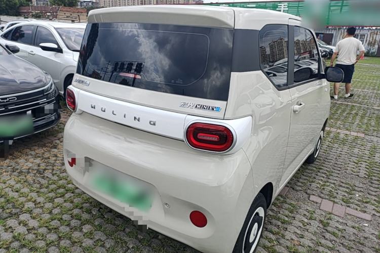 Used Wuling Hongguang MINIEV 2024 3rd Generation 215km Youth Edition Rear Right 45 Deg