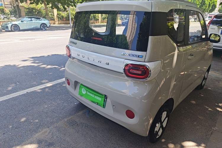 Used Wuling Hongguang MINIEV 2024 3rd Generation 215km Advanced Version Rear Right 45 Deg