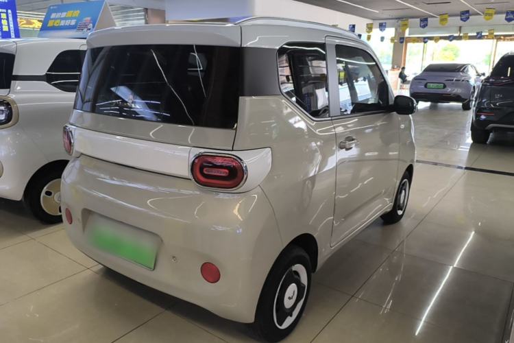 Used Wuling Hongguang MINIEV 2024 3rd Generation 170 km Rear Right 45 Deg