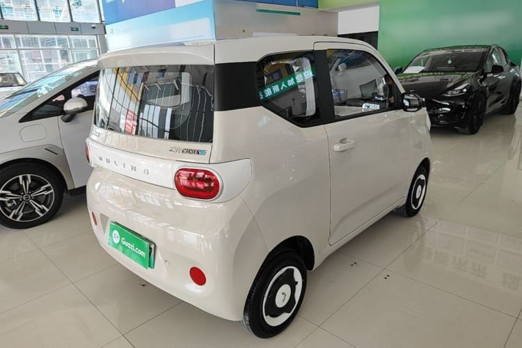 Used Wuling Hongguang MINIEV 2024 3rd Generation 215km Youth Edition Rear Right 45 Deg