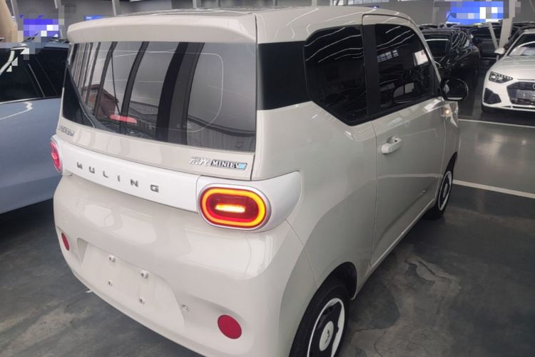 Used Wuling Hongguang MINIEV 2024 3rd Generation 215km Youth Edition Rear Right 45 Deg