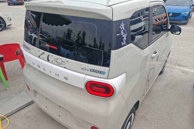 Used Wuling Hongguang MINIEV 2024 3rd Generation 215km Youth Edition Rear Right 45 Deg