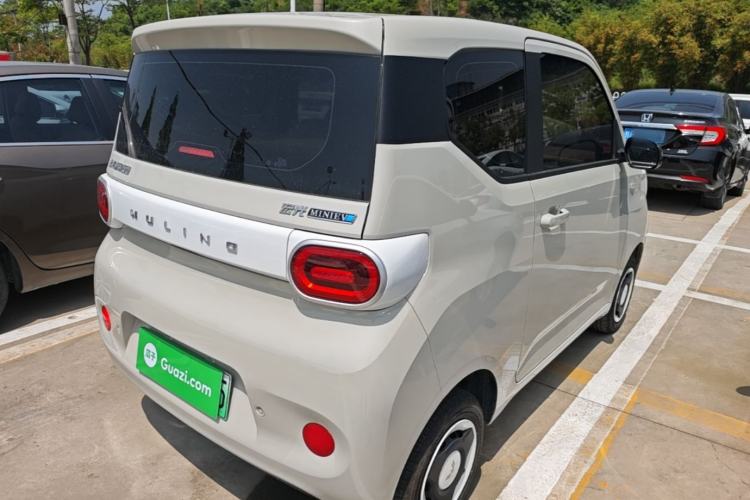 Used Wuling Hongguang MINIEV 2024 3rd Generation 215km Youth Edition Rear Right 45 Deg