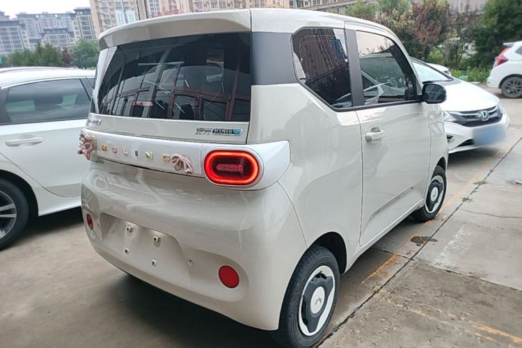 Used Wuling Hongguang MINIEV 2024 3rd Generation 215km Youth Edition Rear Right 45 Deg