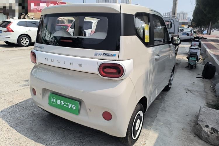 Used Wuling Hongguang MINIEV 2024 3rd Generation 215km Youth Edition Rear Right 45 Deg