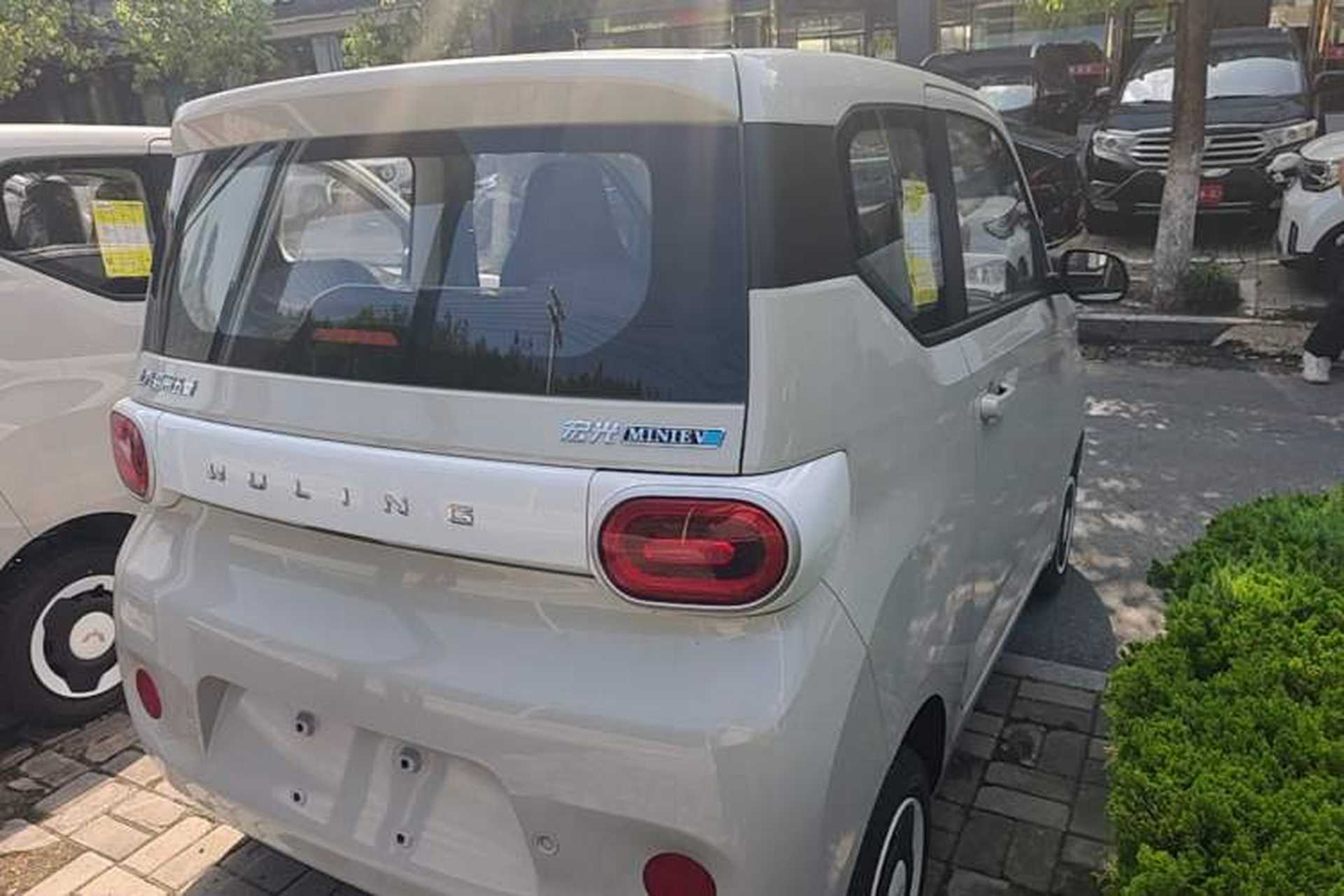 Used Wuling Hongguang MINIEV 2024 3rd Generation 215km Youth Edition Rear Right 45 Deg