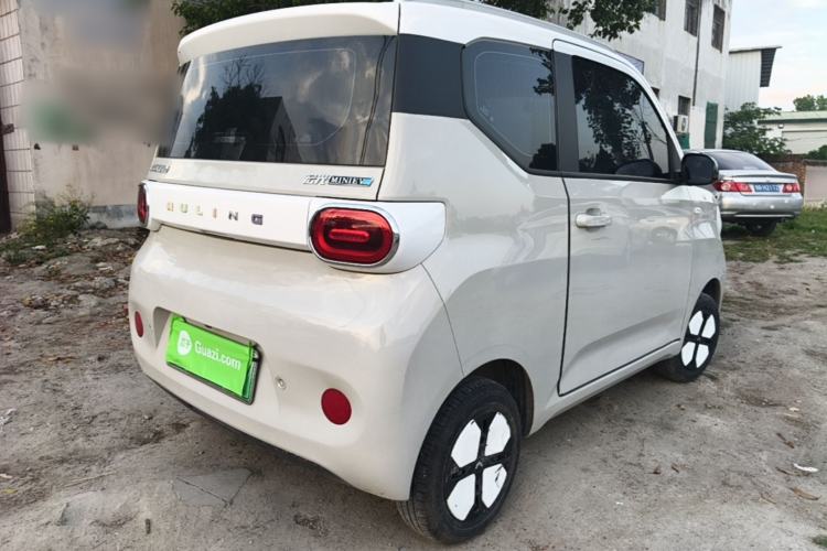 Used Wuling Hongguang MINIEV 2024 3rd Generation 215km Advanced Version Rear Right 45 Deg