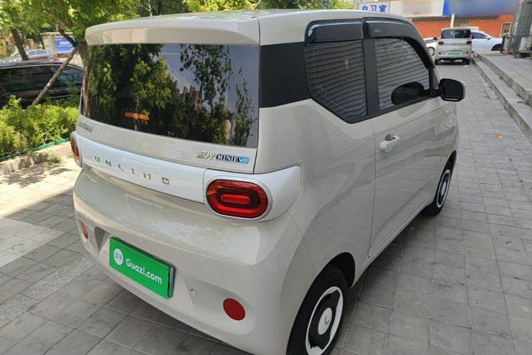 Used Wuling Hongguang MINIEV 2024 3rd Generation 215km Youth Edition Rear Right 45 Deg