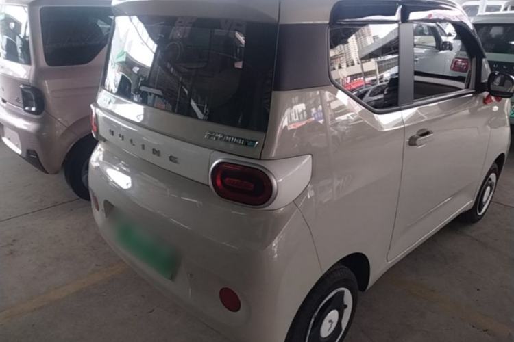 Used Wuling Hongguang MINIEV 2024 3rd Generation 215km Youth Edition Rear Right 45 Deg