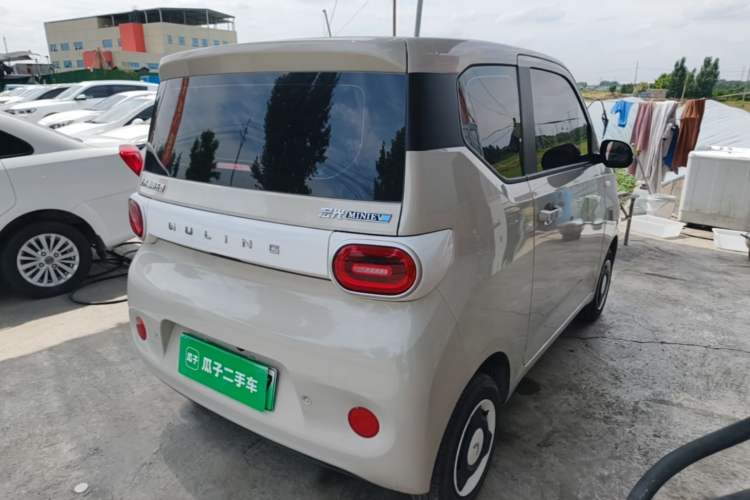 Used Wuling Hongguang MINIEV 2024 3rd Generation 215km Youth Edition Rear Right 45 Deg
