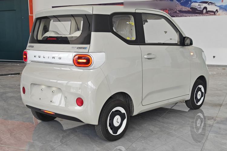 Used Wuling Hongguang MINIEV 2024 3rd Generation 215km Youth Edition Rear Right 45 Deg