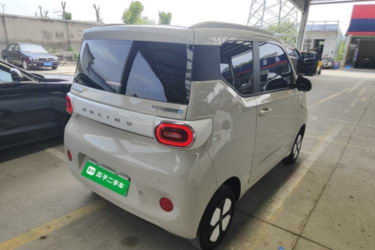 Used Wuling Hongguang MINIEV 2024 3rd Generation 215km Advanced Version Rear Right 45 Deg