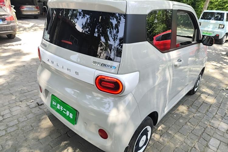 Used Wuling Hongguang MINIEV 2024 3rd Generation 215km Youth Edition Rear Right 45 Deg