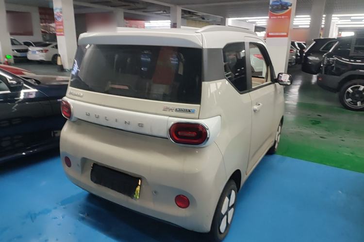 Used Wuling Hongguang MINIEV 2024 3rd Generation 215km Advanced Version Rear Right 45 Deg