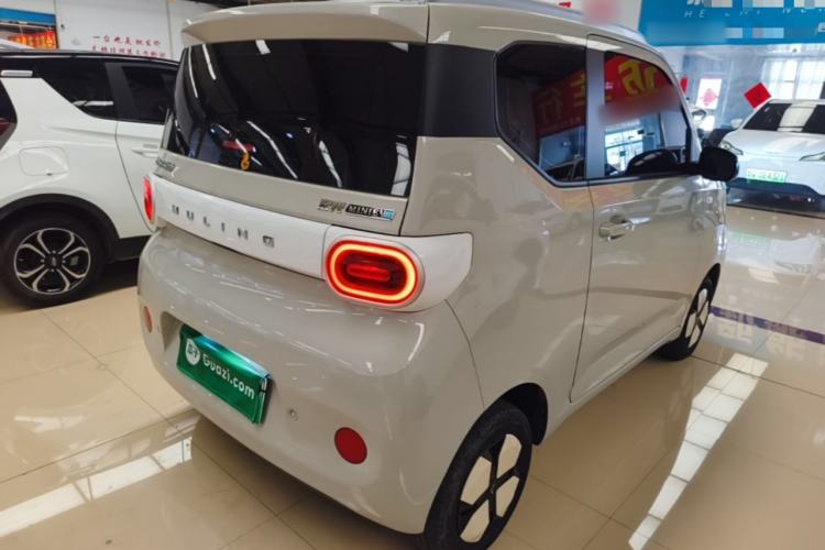 Used Wuling Hongguang MINIEV 2024 3rd Generation 215km Youth Edition Rear Right 45 Deg