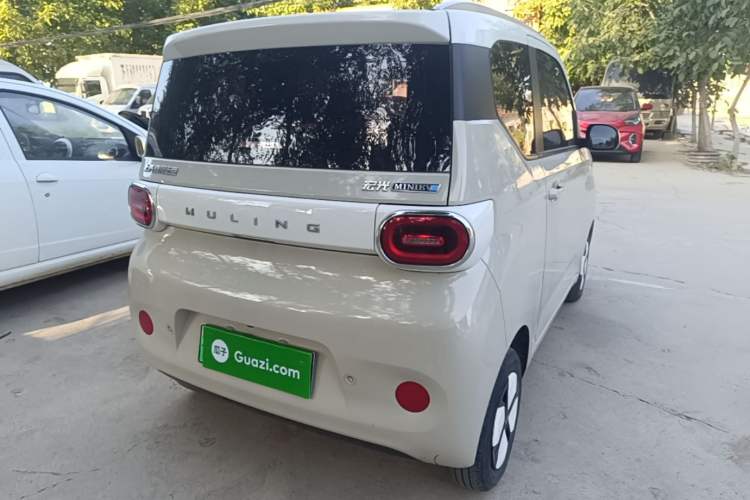 Used Wuling Hongguang MINIEV 2024 3rd Generation 215km Advanced Version Rear Right 45 Deg