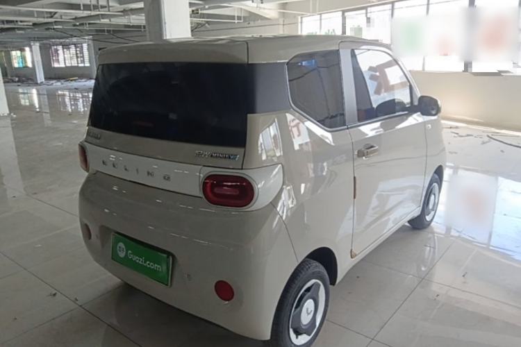 Used Wuling Hongguang MINIEV 2024 3rd Generation 215km Youth Edition Rear Right 45 Deg