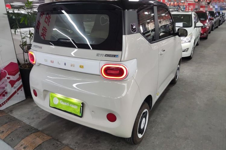 Used Wuling Hongguang MINIEV 2024 3rd Generation 215km Youth Edition Rear Right 45 Deg