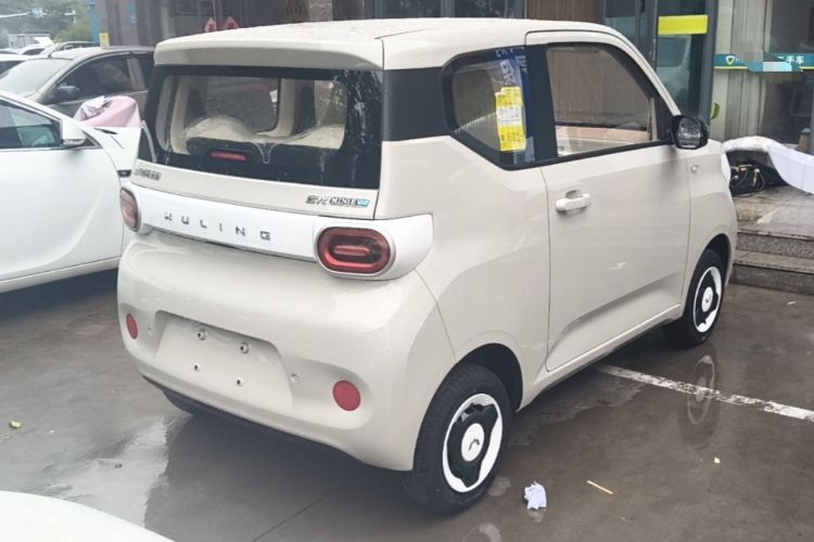Used Wuling Hongguang MINIEV 2024 3rd Generation 215km Youth Edition Rear Right 45 Deg