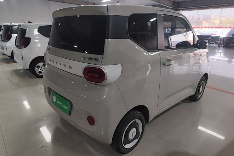 Used Wuling Hongguang MINIEV 2024 3rd Generation 215km Youth Edition Rear Right 45 Deg