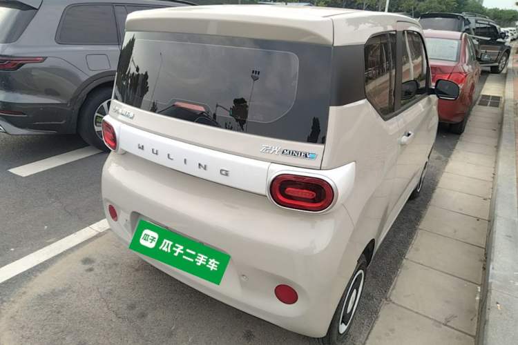 Used Wuling Hongguang MINIEV 2024 3rd Generation 215km Youth Edition Rear Right 45 Deg