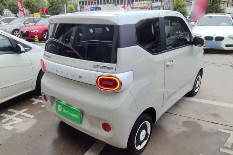 Used Wuling Hongguang MINIEV 2024 Third Generation 120 km Rear Right 45 Deg
