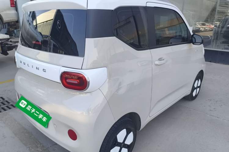 Used Wuling Hongguang MINIEV 2024 3rd Generation 215km Advanced Version Rear Right 45 Deg
