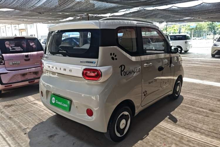 Used Wuling Hongguang MINIEV 2024 3rd Generation 170 km Rear Right 45 Deg