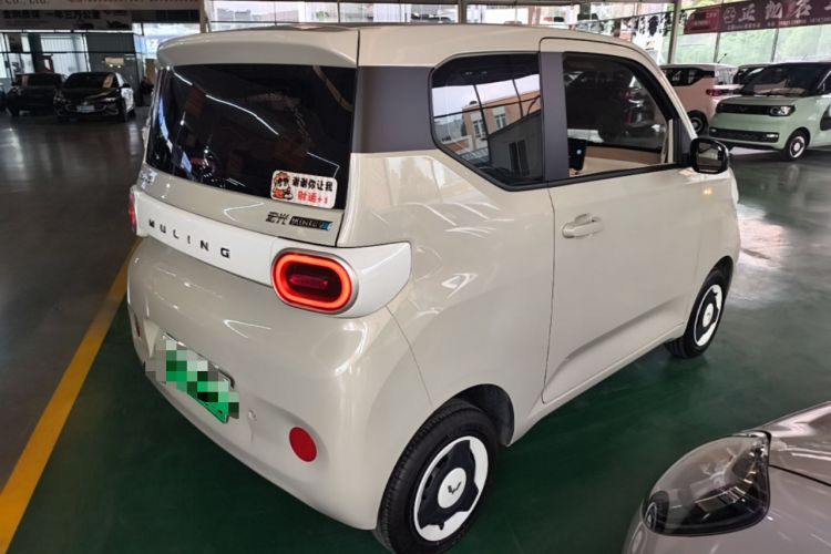 Used Wuling Hongguang MINIEV 2024 3rd Generation 215km Youth Edition Rear Right 45 Deg