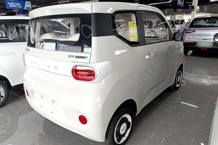 Used Wuling Hongguang MINIEV 2024 3rd Generation 215km Youth Edition Rear Right 45 Deg