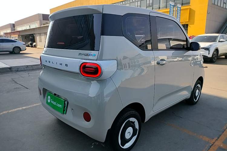 Used Wuling Hongguang MINIEV 2024 3rd Generation 215km Youth Edition Rear Right 45 Deg