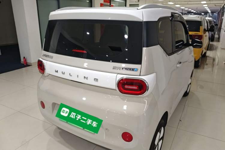 Used Wuling Hongguang MINIEV 2024 3rd Generation 215km Advanced Version Rear Right 45 Deg