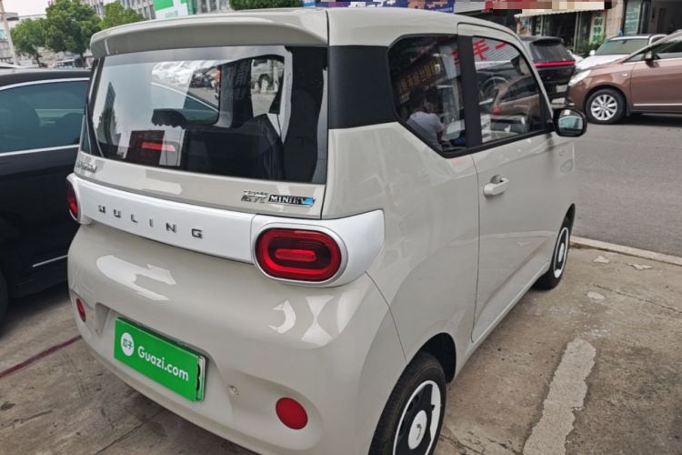Used Wuling Hongguang MINIEV 2024 3rd Generation 215km Youth Edition Rear Right 45 Deg
