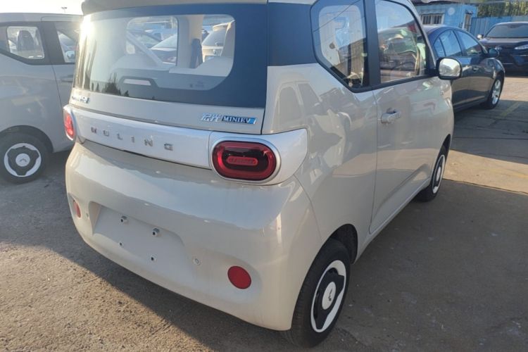 Used Wuling Hongguang MINIEV 2024 3rd Generation 215km Youth Edition Rear Right 45 Deg