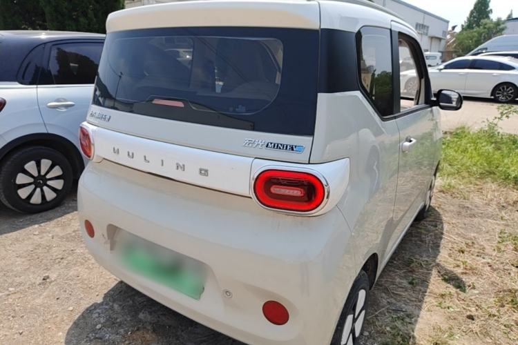 Used Wuling Hongguang MINIEV 2024 3rd Generation 215km Advanced Version Rear Right 45 Deg