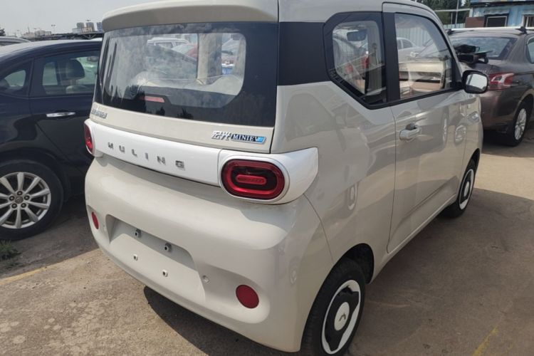 Used Wuling Hongguang MINIEV 2024 3rd Generation 215km Youth Edition Rear Right 45 Deg