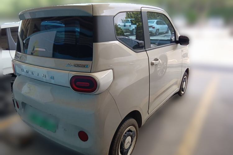 Used Wuling Hongguang MINIEV 2024 3rd Generation 215km Youth Edition Rear Right 45 Deg