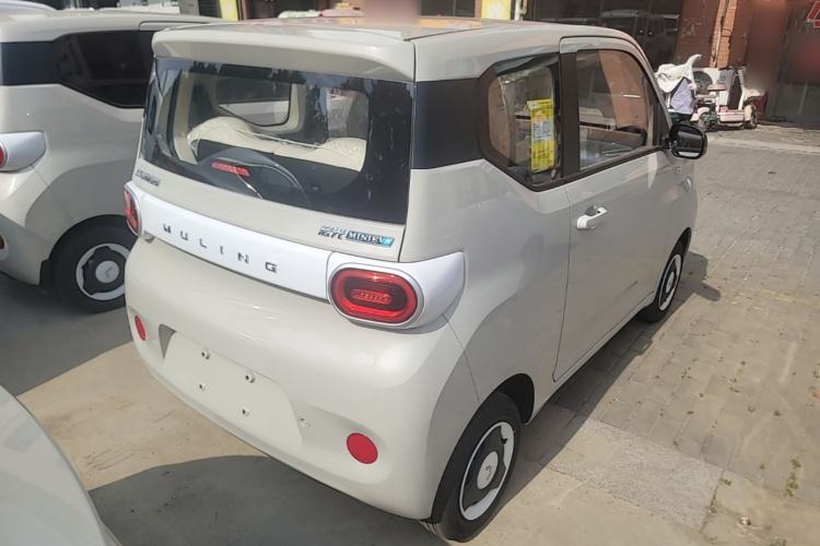 Used Wuling Hongguang MINIEV 2024 3rd Generation 215km Youth Edition Rear Right 45 Deg