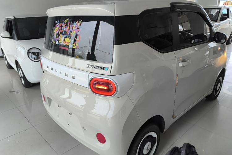 Used Wuling Hongguang MINIEV 2024 3rd Generation 215km Youth Edition Rear Right 45 Deg