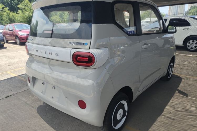Used Wuling Hongguang MINIEV 2024 3rd Generation 215km Youth Edition Rear Right 45 Deg