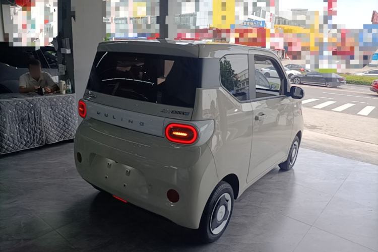 Used Wuling Hongguang MINIEV 2024 3rd Generation 215km Youth Edition Rear Right 45 Deg